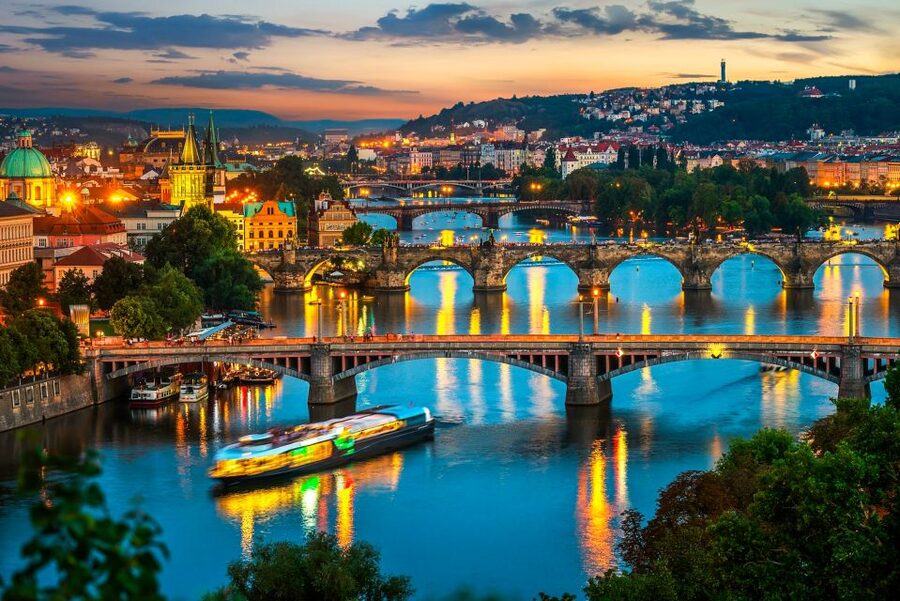 Prague: Vltava River Night Cruise with Buffet - Your first look at Charles Bridge