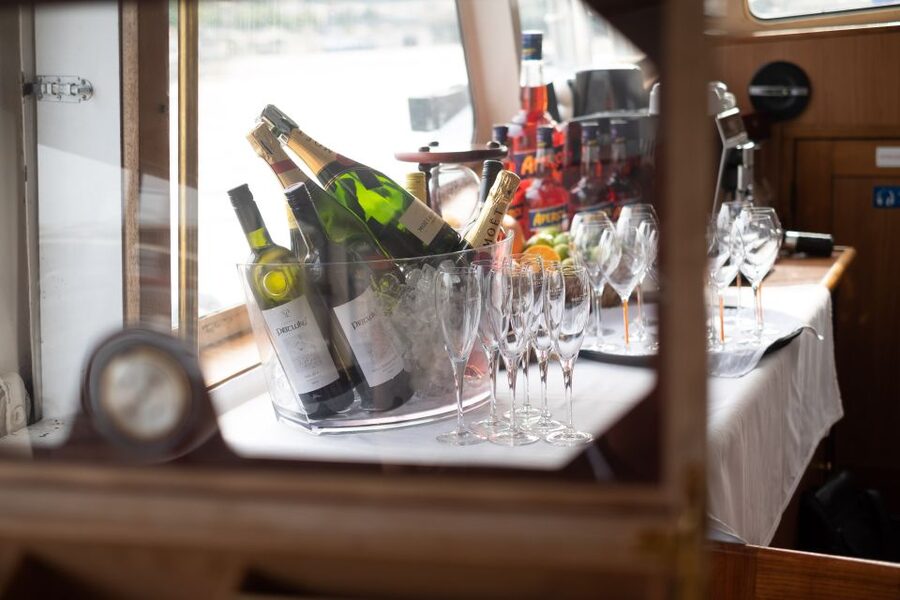 Prague: Vltava River Private Boat Party with Drinks - Weather, cancellations, and changing boats