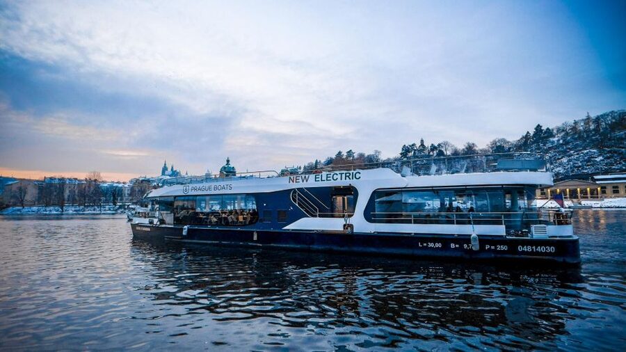 Prague: Vltava River Sightseeing Cruise - Seeing Prague from the Vltava