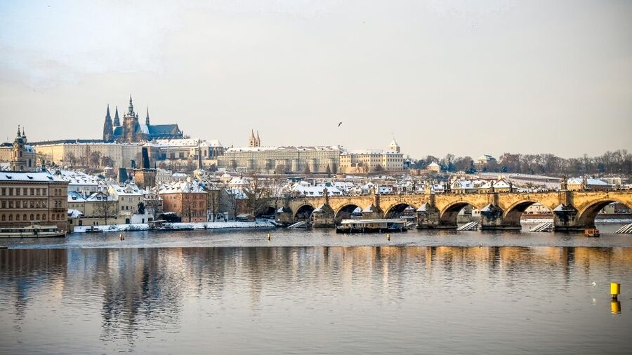 Prague: Vltava River Sightseeing Cruise - How to choose the best departure time