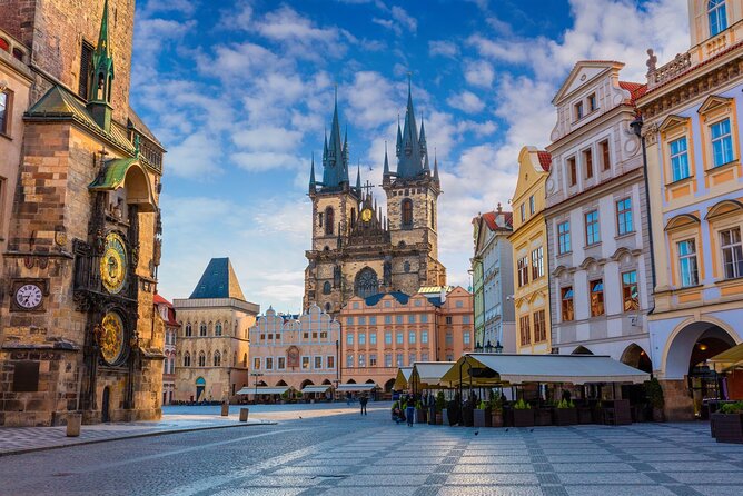 Prague Walking Tour 2,5h (Old Town, Jewish Quarter and Charles bridge) - Wenceslas Square and the city’s modern center