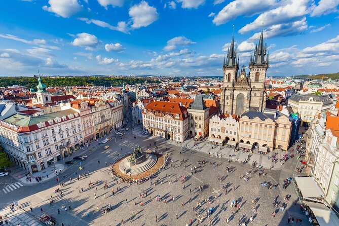 Prague Walking Tour 2,5h (Old Town, Jewish Quarter and Charles bridge) - Finishing at Charles Bridge