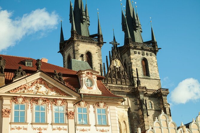 Prague Walking Tour in German: Old Town and Prague Castle - Why a German walking tour can improve your Prague visit