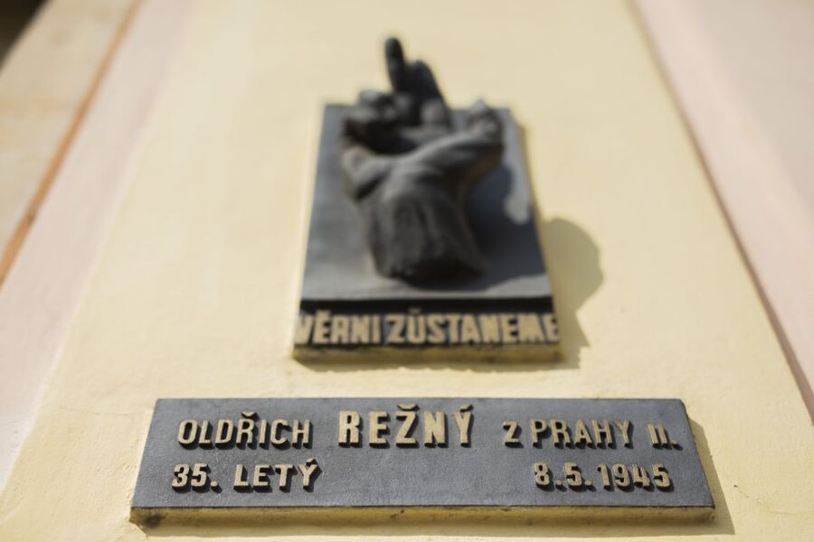 Prague: World War 2 and Operation Anthropoid Walking Tour - Is $32 a fair price?
