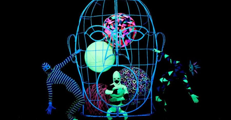 Prague: WOW Show Black Light Theater - Key points to know before the lights go down