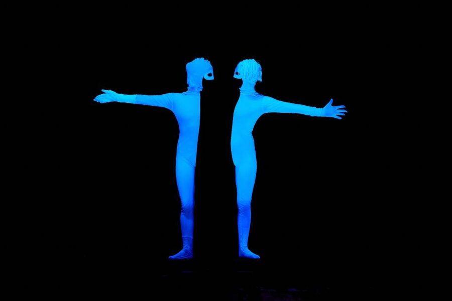 Prague: WOW Show Black Light Theater - Why the show works for children and adults