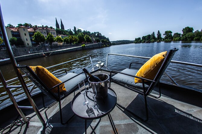 Prague YachtBoat CLASSIC cruise with Unlimited Beer or Prosecco - Modrany and the quieter return route