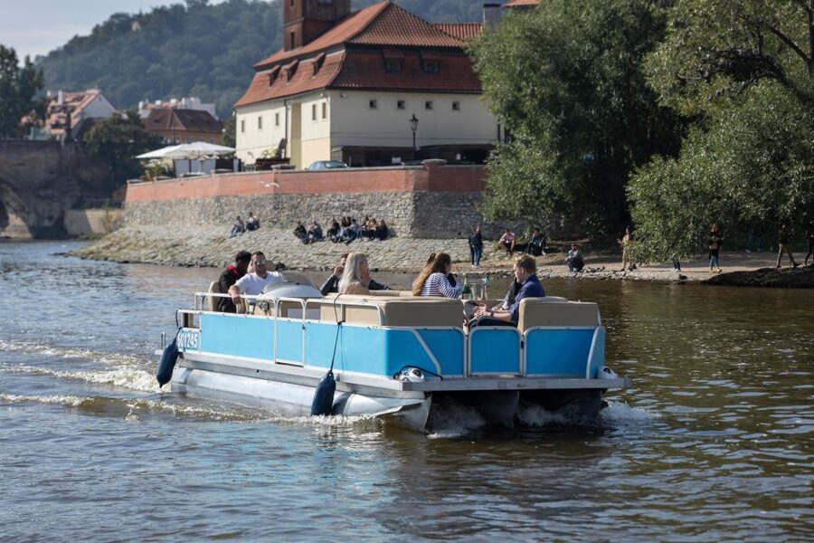 Private Boat Cruise With Unlimited Prosecco - Charles Bridge from the Vltava