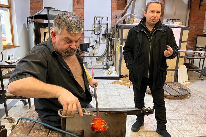 Private Bohemian Glass and Czech Crystal Tour with lunch included - Who should book this day