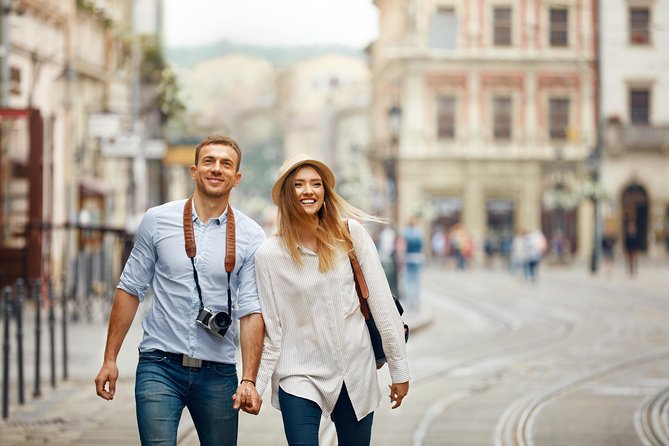 Private Car Transfer from Prague to Budapest with 2 Hour Stop - Key points at a glance