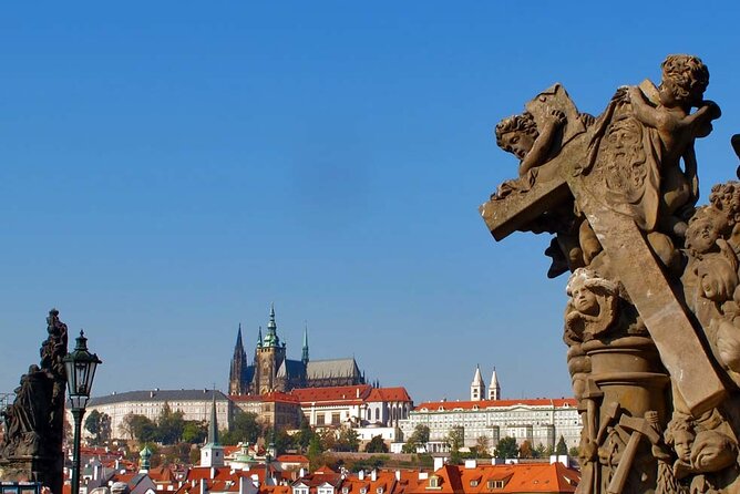 Private Custom Tour: Half-Day Tour of Prague Castle and Old Town - The guide and driver make the difference