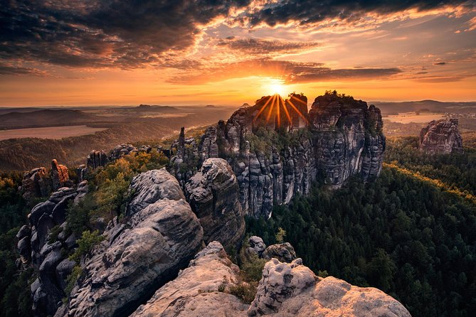Private Day Tour for Big Groups - Best of 2 Countries: Bohemian Switzerland NP - Key points to know before booking