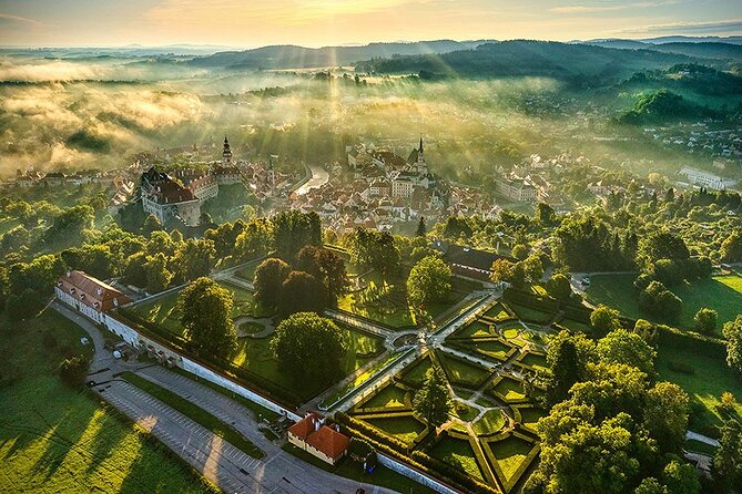 Private Day Trip from Prague to Cesky Krumlov - Lunch, entrance fees, and the real cost
