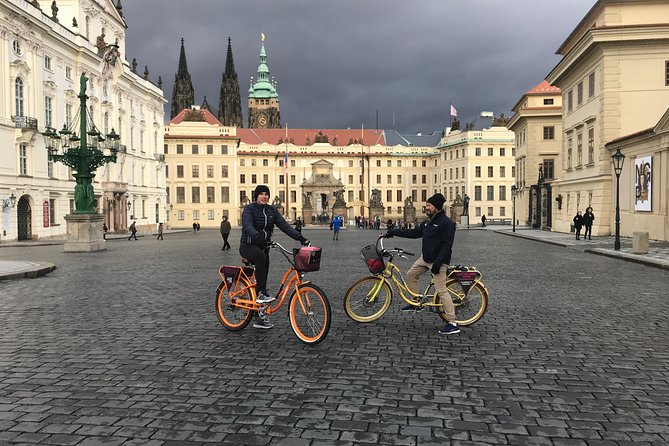 PRIVATE eBIKE TOUR - What the guide adds to the ride