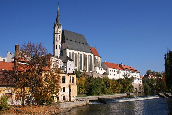 Private evening tour Cesky Krumlov Old Town and Castle area - Key points at a glance