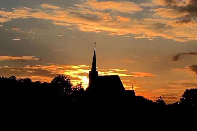 Private evening tour Cesky Krumlov Old Town and Castle area - St. Vitus Church and the Gothic-Baroque contrast