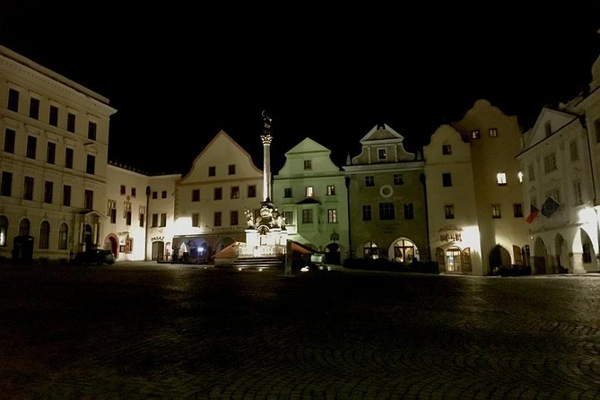 Private evening tour Cesky Krumlov Old Town and Castle area - Fifty minutes through the historic center
