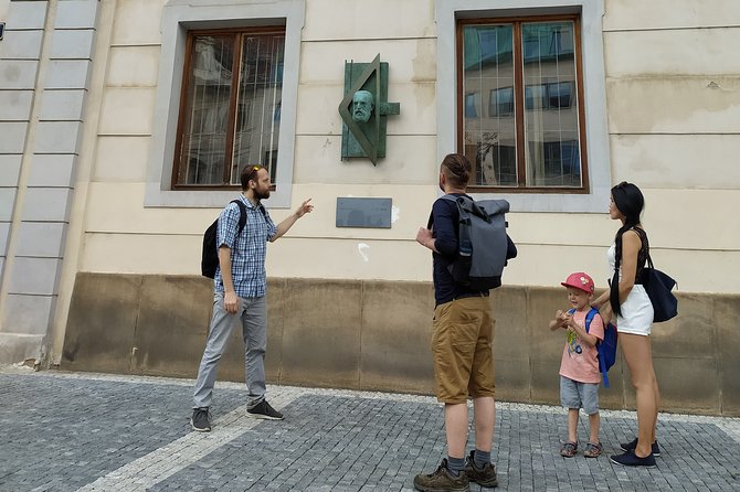 Private Half-Day Prague Walking Tour - Lesser Town, Kampa, and the Lennon Wall
