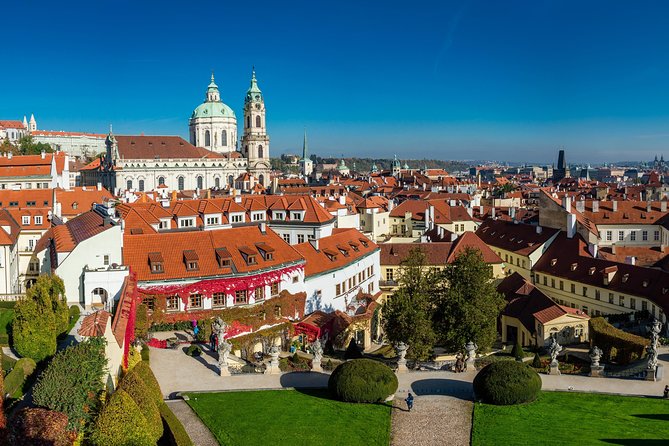 Private Lesser Town tour - Historical Treasure Hunt - Who will enjoy this most