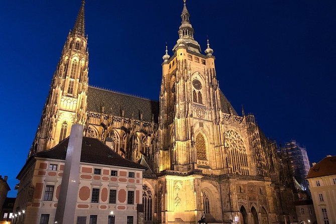Private Photography Tour of Prague by Night - Prague Castle with room to frame the shot