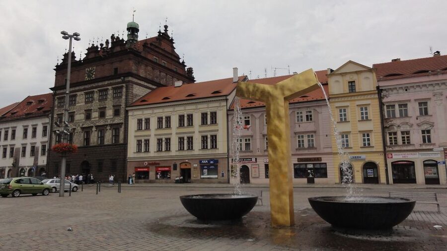 Private Pilsen & Pilsner Urquell Brewery Tour Prague - Walking through Pilsen’s main square