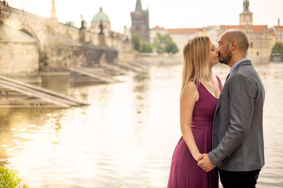 Private Prague Sunrise Photoshoot + Walking Tour - Why this Prague photoshoot works better at sunrise