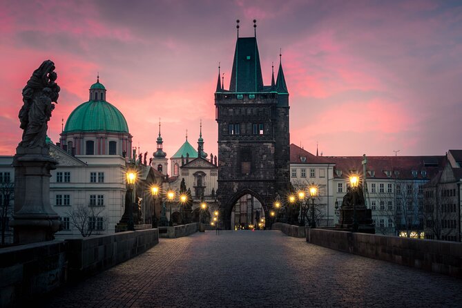 Private Prague Tour - Crossing Charles Bridge in 20 minutes