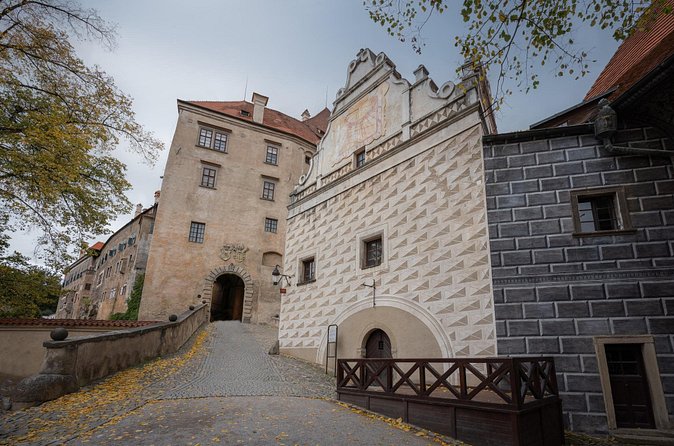 Private Romantic Whispers of Český Krumlov - Latrán, where the walk comes to a natural end