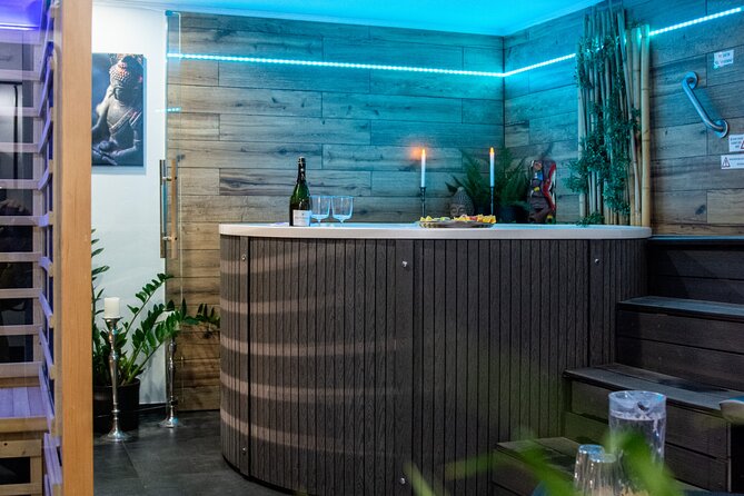 Private Spa with Jacuzzi and Sauna - BLACK ZONE - Who should book the Black Zone?