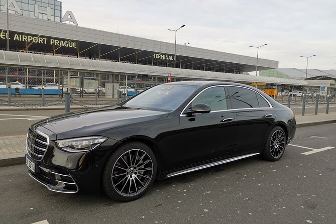 Private Transfer from Prague Airport to Prague City Hotels 1 - 3 pax - Communication is the key practical detail