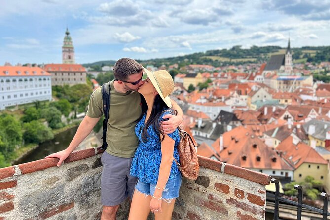 Private UNESCO Český Krumlov Trip from Prague with Local Guide - Five courtyards and the stories behind the castle