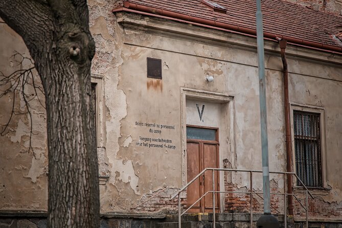 Psychiatric Hospital & Abandoned Cemetery - Returning to the Hospital Gate