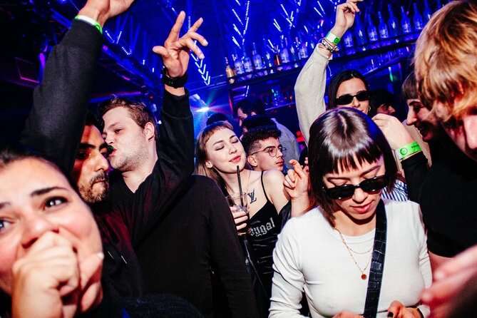 PUB CRAWL IN PRAGUE | Admission Ticket - Crowd, atmosphere, and the right kind of night out