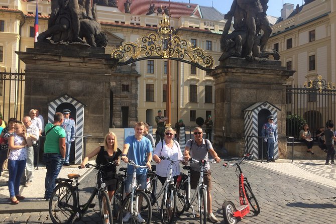 Radtour durch Prag auf Deutsch - Why a bicycle works so well in Prague