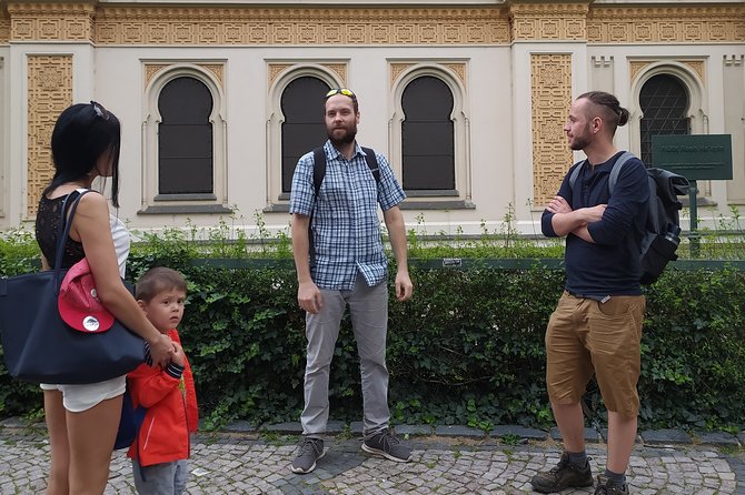 Religious Prague Walking Tour - What the three-hour format means for you