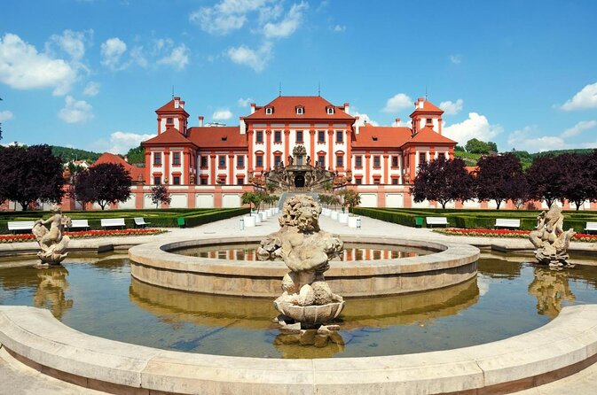 River & Park Bike Tour to Troja Chateau (Private small groups) - Why this ride makes sense after Prague’s crowded center