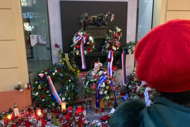 Second World War & Communism (Tip-based 3 hour tour) - The National Theatre and Václav Havel