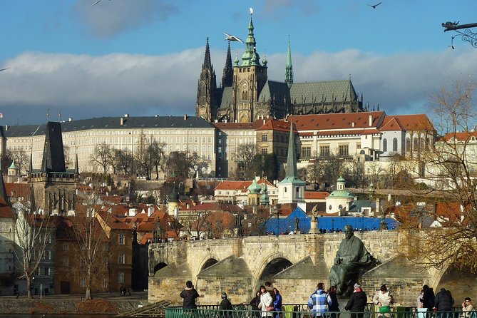 Shared Arrival Transfer: Prague Airport to Hotels - The Best Parts of the Arrival
