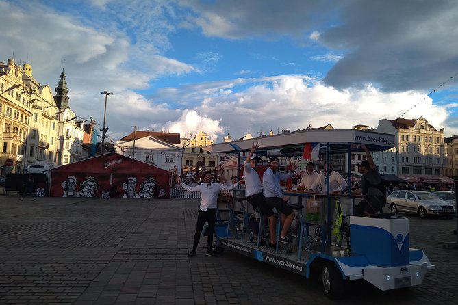 Sightseeing Tour in the Czech Republic: Beer Bike in Pilsen - Pedaling, drinking, and keeping the pace