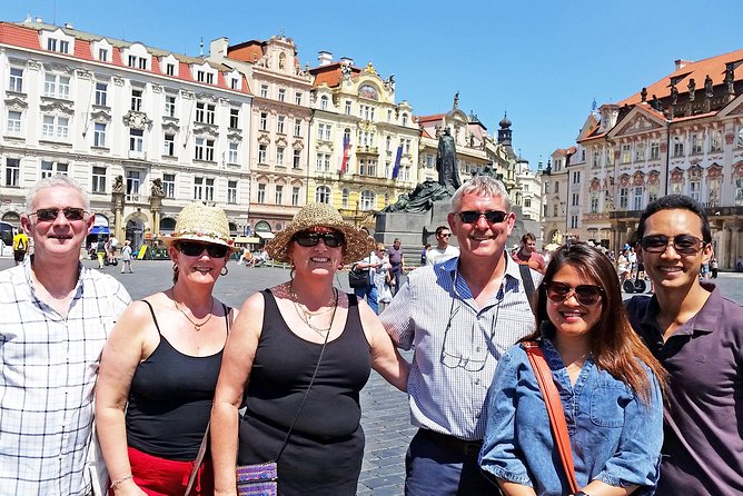 Small Group Prague Old Town and Jewish Quarter Walking Tour - Havelska Market and the Chimney Cake question