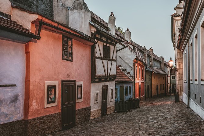 Small-Group Tour of Prague Castle with a local guide - Golden Lane and the end of the walk