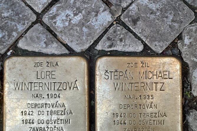 Small-Group Tour through the History of Jewish Prague - How the Small Group Changes the Experience