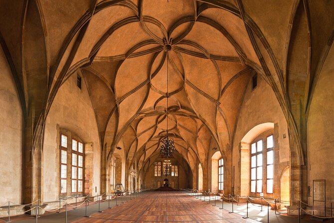 St Vitus Cathedral and Prague Castle Private Walking Tour - Price, value, and group size