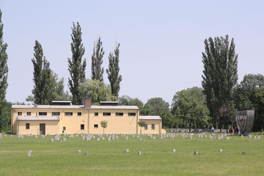 Terezin Memorial: Entry Ticket Combo w. Guided Walking Tour - Magdeburg Barracks and the workings of the ghetto