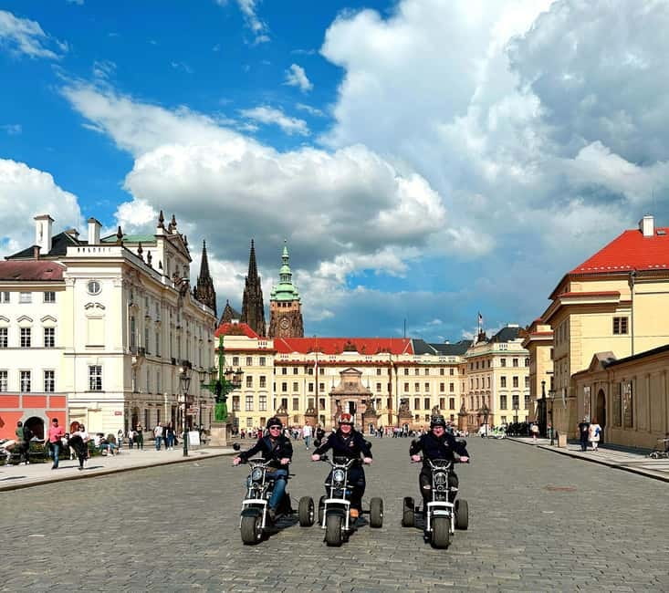 The best Trike Bike Prague city tour - Getting started at Maltézské náměstí