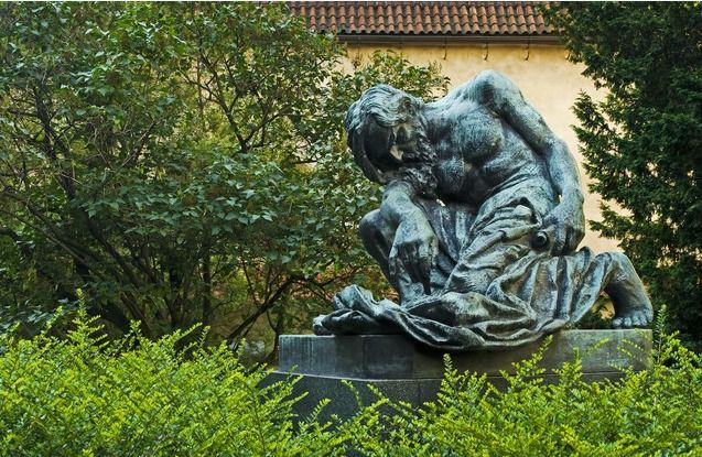 The essentials of Prague - Stories that connect kings, politics, and beer