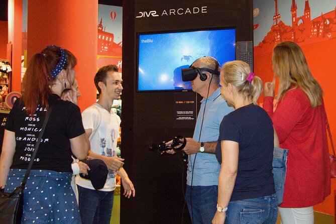 Time Travel to Golem‘s Prague (Virtual Reality) - How the group size changes the experience