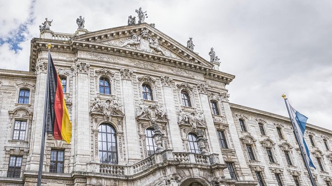 Transfer from Prague to Munich: Private with a 2 Hour Stop - Booking details worth checking