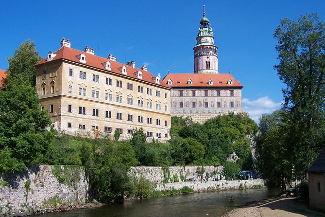 Trip to Cesky Krumlov from Prague - Arriving at Český Krumlov Castle