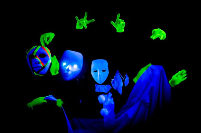 Underground Black Light Theatre Interactive Show in Prague - Comfort matters more than you might expect